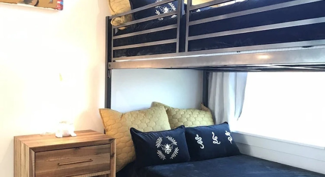 The Zen Den, Book Hotel Austin Greater Austin
