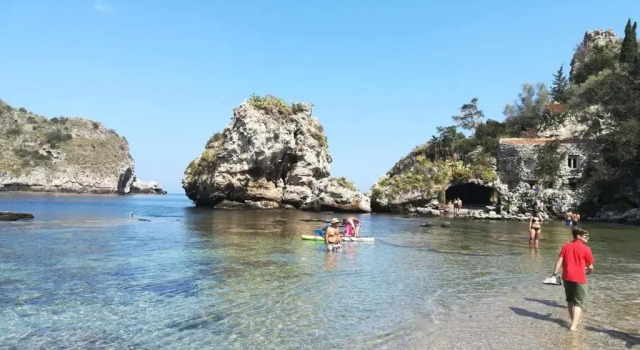 casa vacanza porta naxos giardini sicilia taormina, Book Hotel Hotels in Sicily with Parking, Parking