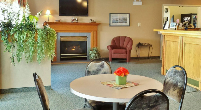 Woodland Inn Meadow Lake, Reserva ahora Hotel Meadow Lake Saskatchewan