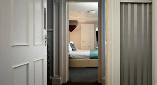 Amberley House