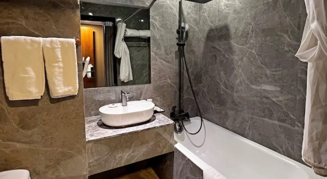 Номер Deluxe Hennessy Hotel