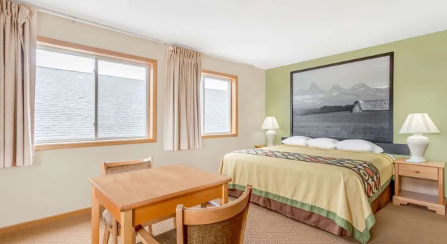 Super 8 by Wyndham Driggs, Забронировать Отель Дриггс Grand Targhee, рядом с Центр геотуризма Teton