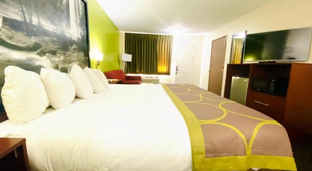 Номер Standard Days Inn & Suites by Wyndham Flagstaff I-40