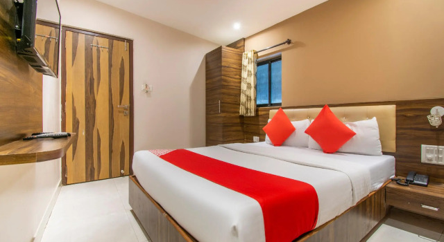 OYO 69377 Hotel Ruby, Забронировать Отель Отели штата Махараштры 3 звезды, 3*