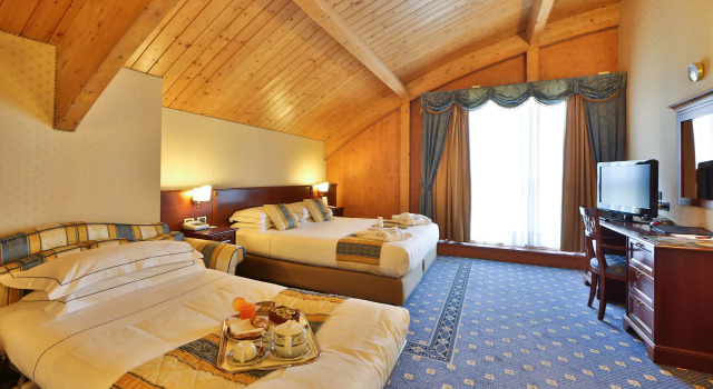 Трёхместный полулюкс Best Western Classic Hotel