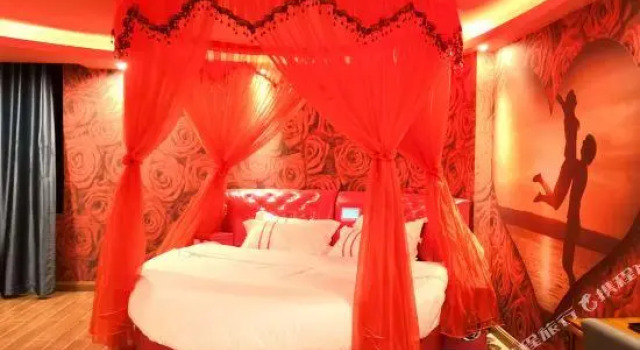 Walton Hotel