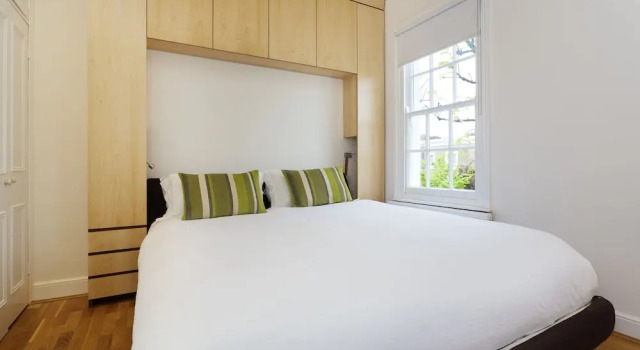 Veeve - At Home in Haggerston