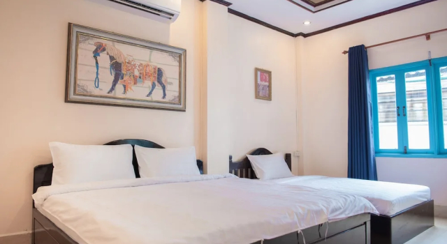 Khung Riverside Hotel