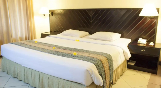 Двухместный номер Deluxe с видом на бассейн Legian Paradiso Hotel