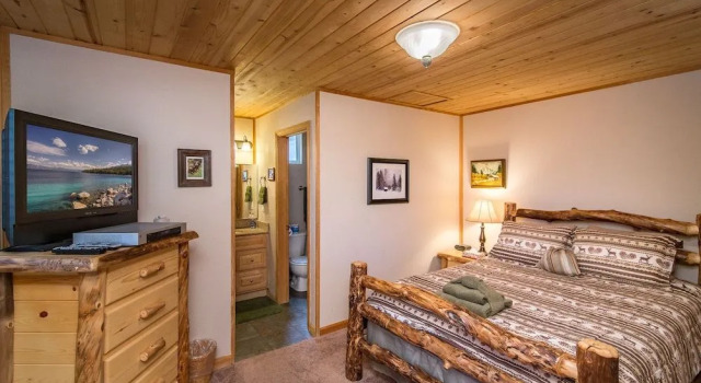 Cozy 1BD South Lake Tahoe by RedAwning