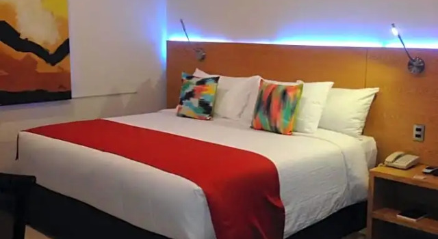 Люкс Hit Hoteles Aeropuerto Puebla