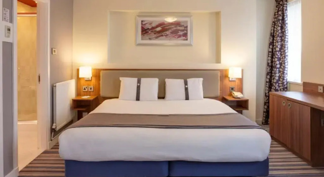 Люкс Holiday Inn Brighouse by IHG