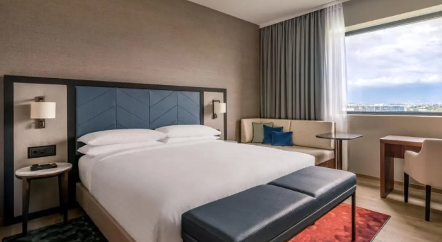 Двухместный номер Deluxe Geneva Marriott Hotel