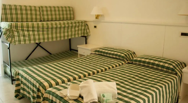 Четырёхместный номер Standard Hotel Niagara