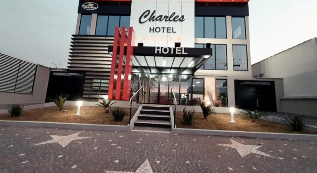 Charles Hotel, Забронировать Отель Порту-Феррейра штат Сан-Паулу