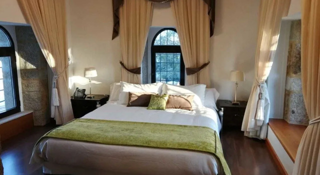 El Cuartón de Inés Luna, Reservar Hotel La Fuente de San Esteban Espanha