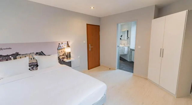 Hotel Herckmans, Book Hotel Hotels in Oesling with Parking, Parking