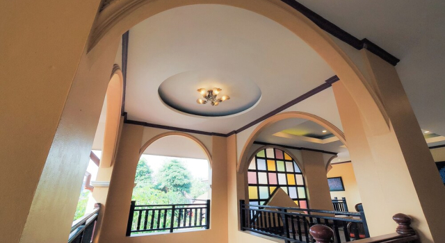 Siam Avari Hotel, Chiang Rai, Забронировать Отель Бизнес-отели Чианграй, рядом с Rong Suea Ten Temple, 4* 5*