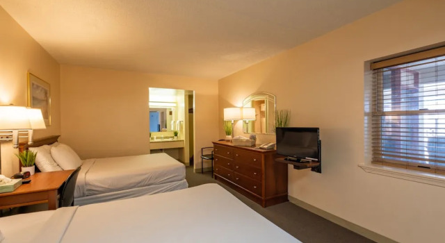 Номер Deluxe Tahiti Inn