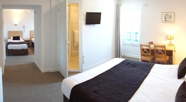 Четырёхместный номер Standard Hôtel de la Rhune