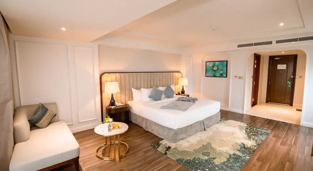 Люкс Nam Cuong Nam Dinh Hotel