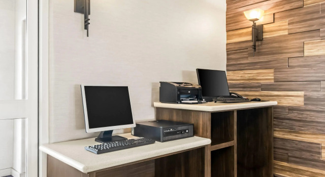 La Quinta Inn & Suites Energy Corridor, Book Hotel Energy Corridor 