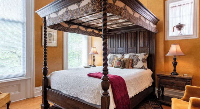 Номер Standard DuPont Mansion Bed & Breakfast