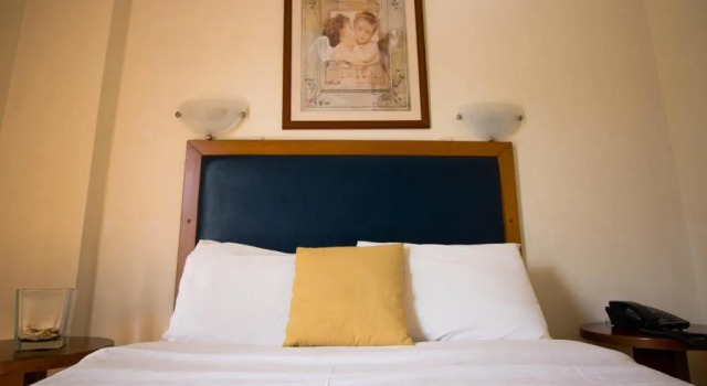 Двухместный номер Adams Hotel