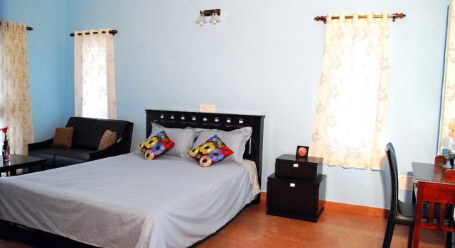 Номер Deluxe с балконом Amritasthanam Guest House And Retreat