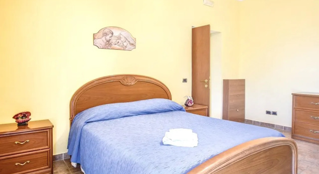 Apartment With one Bedroom in Santa Maria di Castellabate, With Wonderful sea View, Enclosed Garden and Wifi - Near the Beach