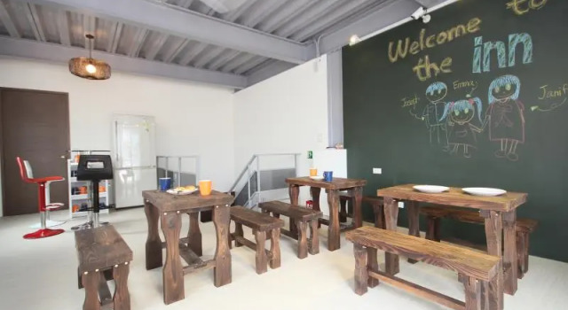 Кровать в общем номере Inn House