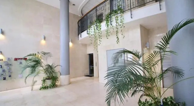 Chic apartment! city center, Забронировать Апартаменты/квартира Отели Тель-Авива с парковкой, рядом с Пляж Иерусалим, Парковка