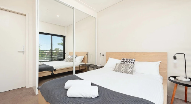 Апартаменты Stunning Designer Newtown Pad H394