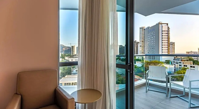 Номер Standard с балконом AC Hotel By Marriott Santa Marta