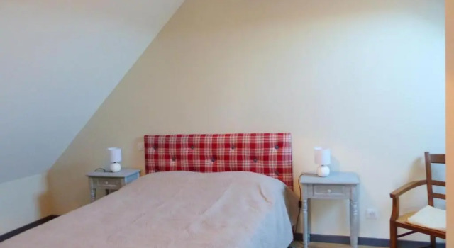 Gite Isle-et-Bardais, 3 pièces, 6 personnes - FR-1-489-331, Rezervasyon Otel Isle-et-Bardais Allier