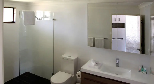 Студия The Duck Inn Apartments