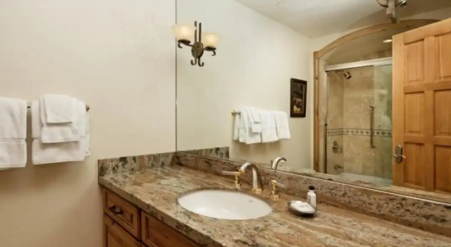 Номер Standard Snowmass Woodrun V 4 Bedroom Ski In, Ski Out Mountain Residence In The Heart Of Snowmass Village