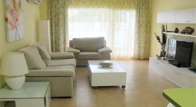Golden Beach nr 2, Ground Floor Apartment With a Lovely Pool