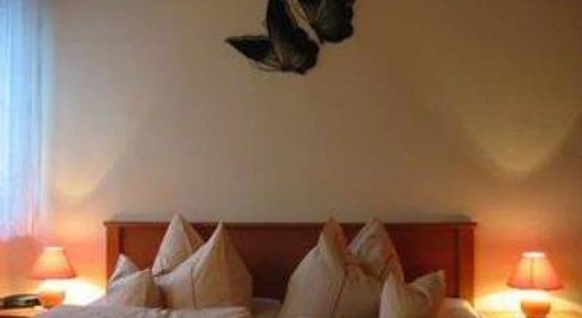 Zur Linde, Rezervați Hotel Probstheida 