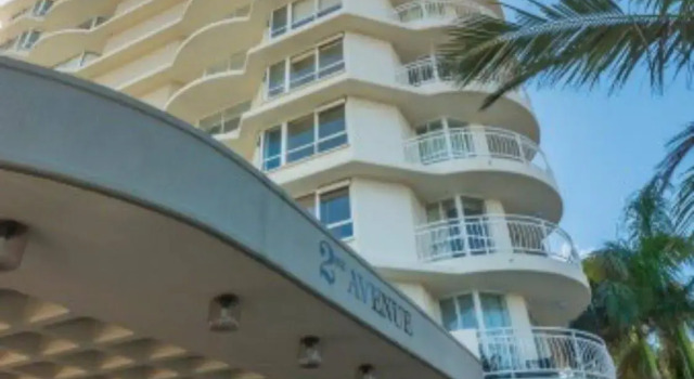 2nd Avenue Beachside Apartments, Prenota Appartamento Hotel a Queensland con parcheggio, Parcheggio
