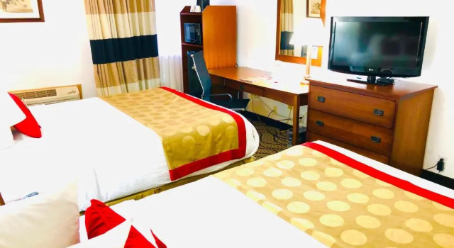 Четырёхместный номер Standard Ramada by Wyndham Birmingham Airport