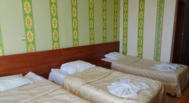 Трёхместный номер Standard с видом на море Lotos Hotel