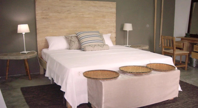 Castaway Lodge