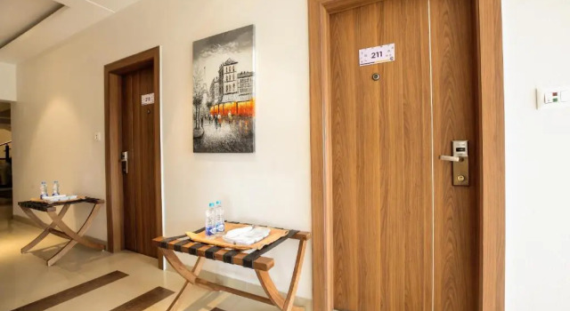 Click Hotel Nashik, Забронировать Отель Отели штата Махараштры 3 звезды, 3*
