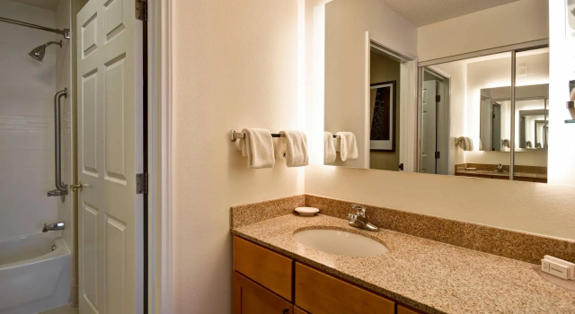Двухместный люкс c 1 комнатой Residence Inn by Marriott Dayton Beavercreek
