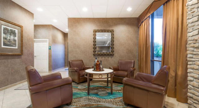 Wyndham Garden Wichita Downtown, Boek Hotel Hotels in Wichita met ontbijt, Ontbijt