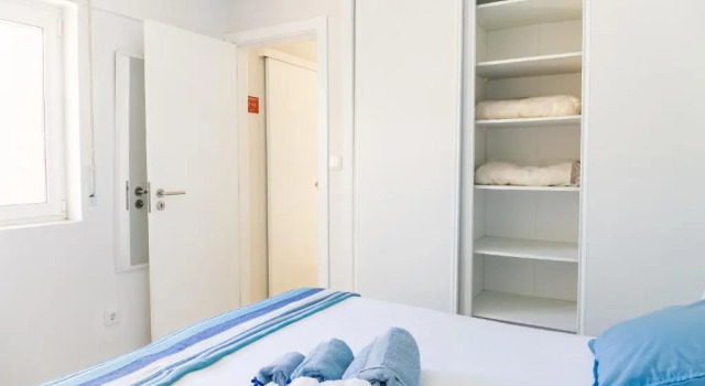 Апартаменты 2 Bedroom house and Garden Lounge