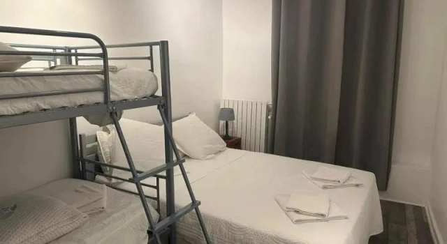 LE MEDITERRANEEN Montargis, Buchen Sie Hotel Hotels in Centre mit Parkplatz, Parkplätze