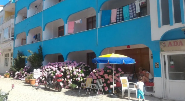 Ada Motel, Varaa Motelli Hotellit Marmara-alue pysäköinnillä, Pysäköinti