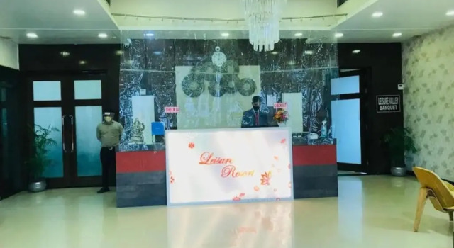 Leisure Resort, Забронировать Курортный отель Бахрайч штат Уттар-Прадеш